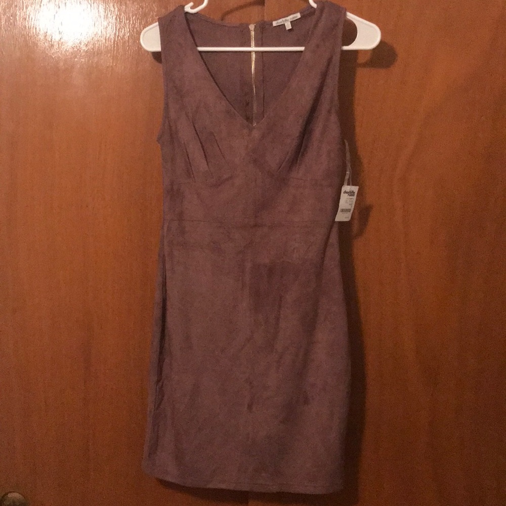 Sleeve less mini dress